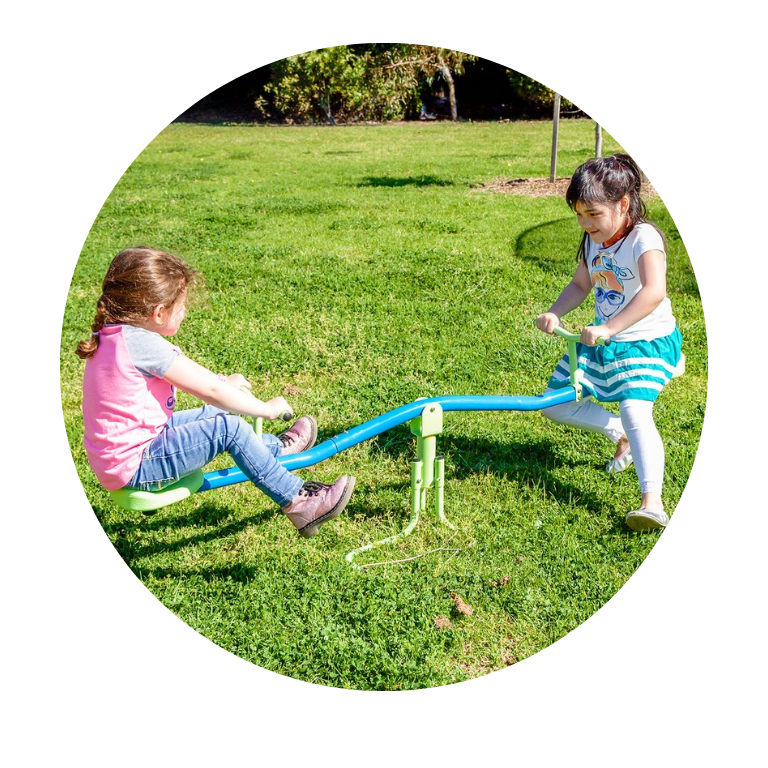 OUTDOOR PLAYGROUND EQUIPMENT & TOY SETS